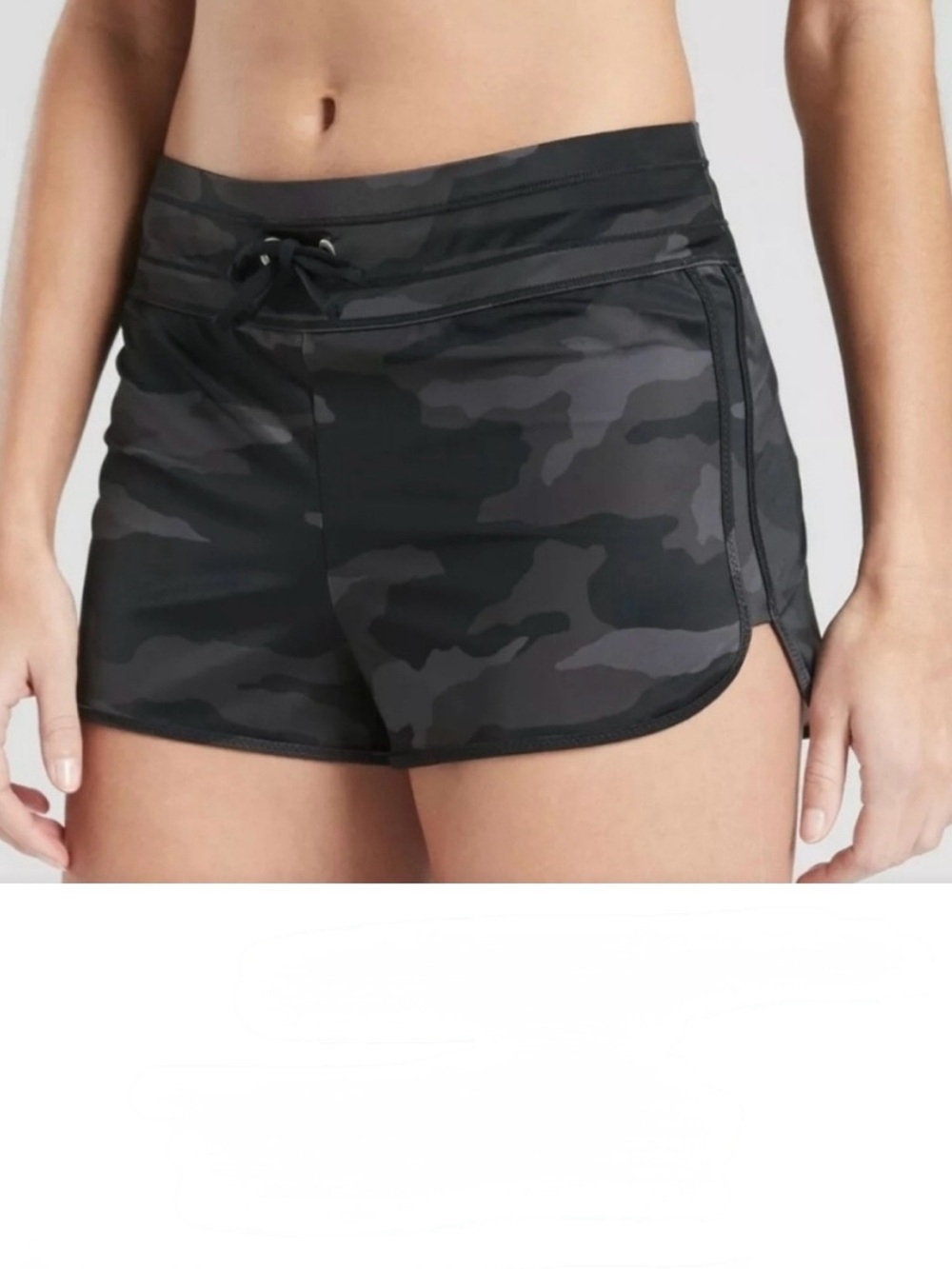 Athleta Surge Freestyle Camo Swim Short Lined Sz Medium Black Gray Camouflage